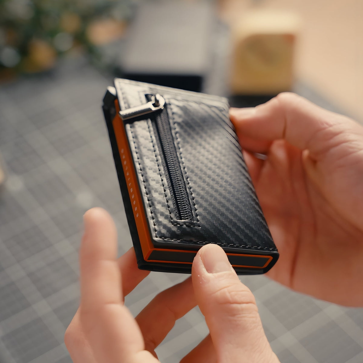 Smart Wallet 3.0 — portafoglio sottile con blocco RFID